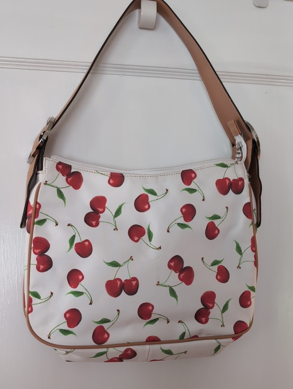 M A X X New York Handbag